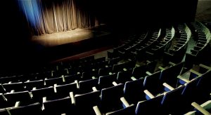 Cartelera de teatro de Cultura UDG 2019-B - Ciudad Olinka